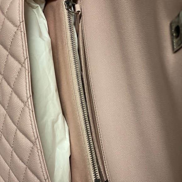 Just Sharing Chanel Caviar Quilted With Top Handle - Picture 9 of 14